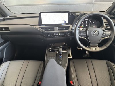 LEXUS UX - 6