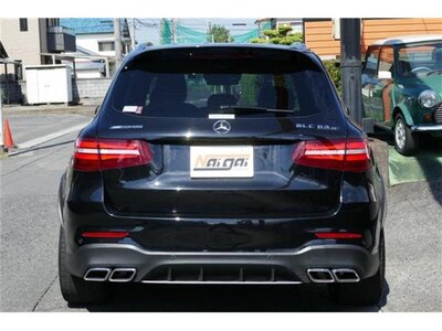 MERCEDES-BENZ GLC AMG - 6