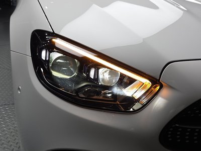 MERCEDES-BENZ E-CLASS - 9