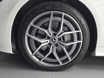 MERCEDES-BENZ E-CLASS - 6