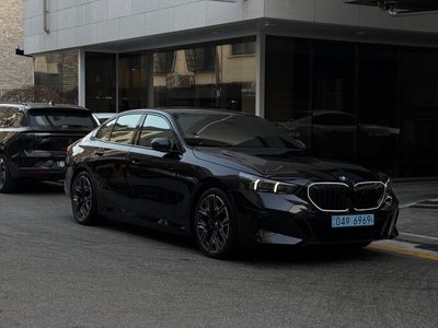 BMW I5 - 1
