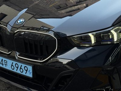 BMW I5 - 10