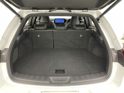 صورة مصغرة 14 لـ 2023 Lexus UX