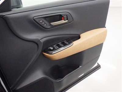 صورة مصغرة 16 لـ 2024 Toyota CROWN SPORT