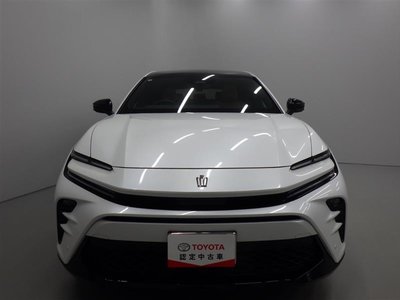 2024 Toyota CROWN SPORT photo 2