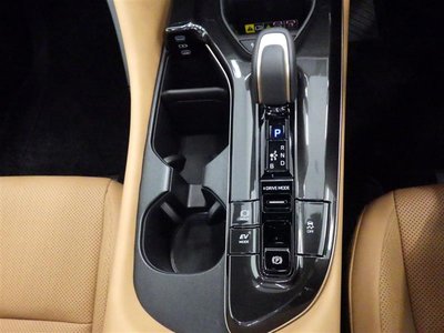 صورة مصغرة 11 لـ 2024 Toyota CROWN SPORT