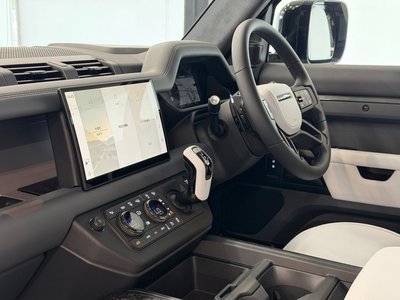 صورة مصغرة 53 لـ 2025 LAND Rover DEFENDER