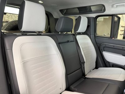 صورة مصغرة 59 لـ 2025 LAND Rover DEFENDER