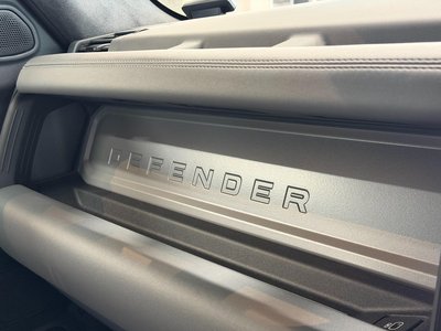 صورة مصغرة 44 لـ 2025 LAND Rover DEFENDER