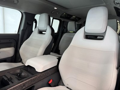 صورة مصغرة 52 لـ 2025 LAND Rover DEFENDER