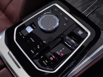 2025 BMW 7 SERIES — миниатюра 51