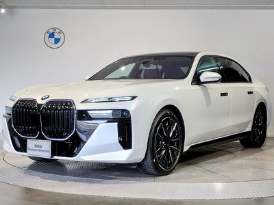 2025 BMW 7 SERIES photo 1
