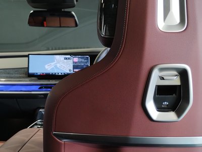 2025 BMW 7 SERIES — миниатюра 41