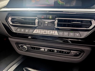 2022 BMW Z4 — миниатюра 15