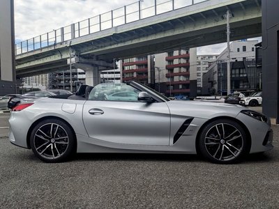2022 BMW Z4 — фото 2