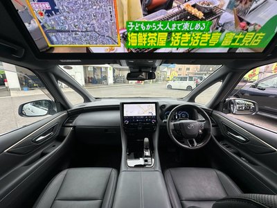 2023 Toyota ALPHARD — фото 4