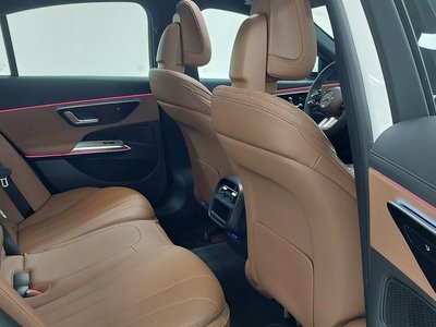 MERCEDES-BENZ E-CLASS - 10