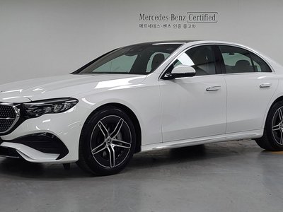 MERCEDES-BENZ E-CLASS - 1