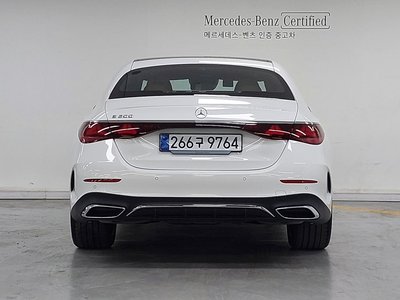 MERCEDES-BENZ E-CLASS - 3