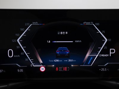 صورة 8 لـ 2026 BMW I4