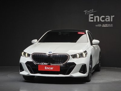 2025 BMW I5 照片 2