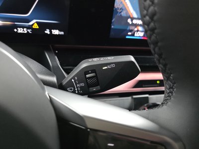 2025 BMW I5 thumbnail 34