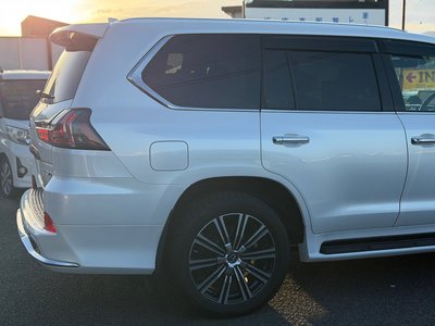 LEXUS LX - 5