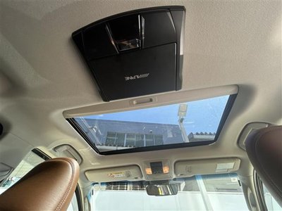 2022 Toyota LAND CRUISER PRADO — миниатюра 25
