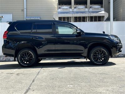 2022 Toyota LAND CRUISER PRADO — миниатюра 34