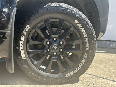 2022 Toyota LAND CRUISER PRADO — миниатюра 29