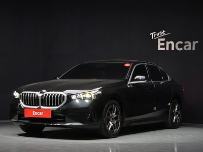 BMW 5 SERIES - 1
