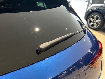 MERCEDES-BENZ CLA - 10