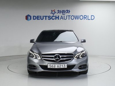MERCEDES-BENZ E-CLASS - 2