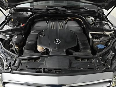 MERCEDES-BENZ E-CLASS - 7