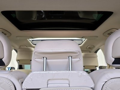 2023 Genesis GV80 thumbnail 24