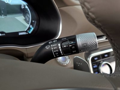2023 Genesis GV80 thumbnail 28
