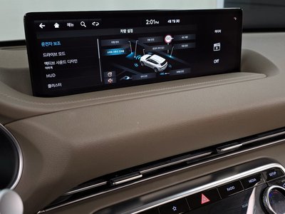 2023 Genesis GV80 thumbnail 34