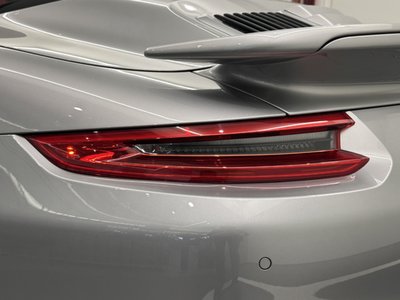 PORSCHE 911 - 6