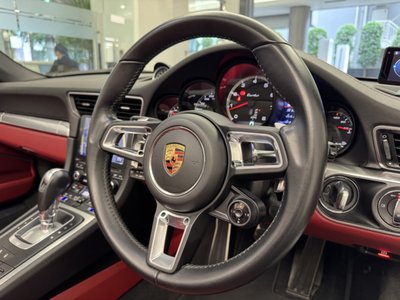 PORSCHE 911 - 10