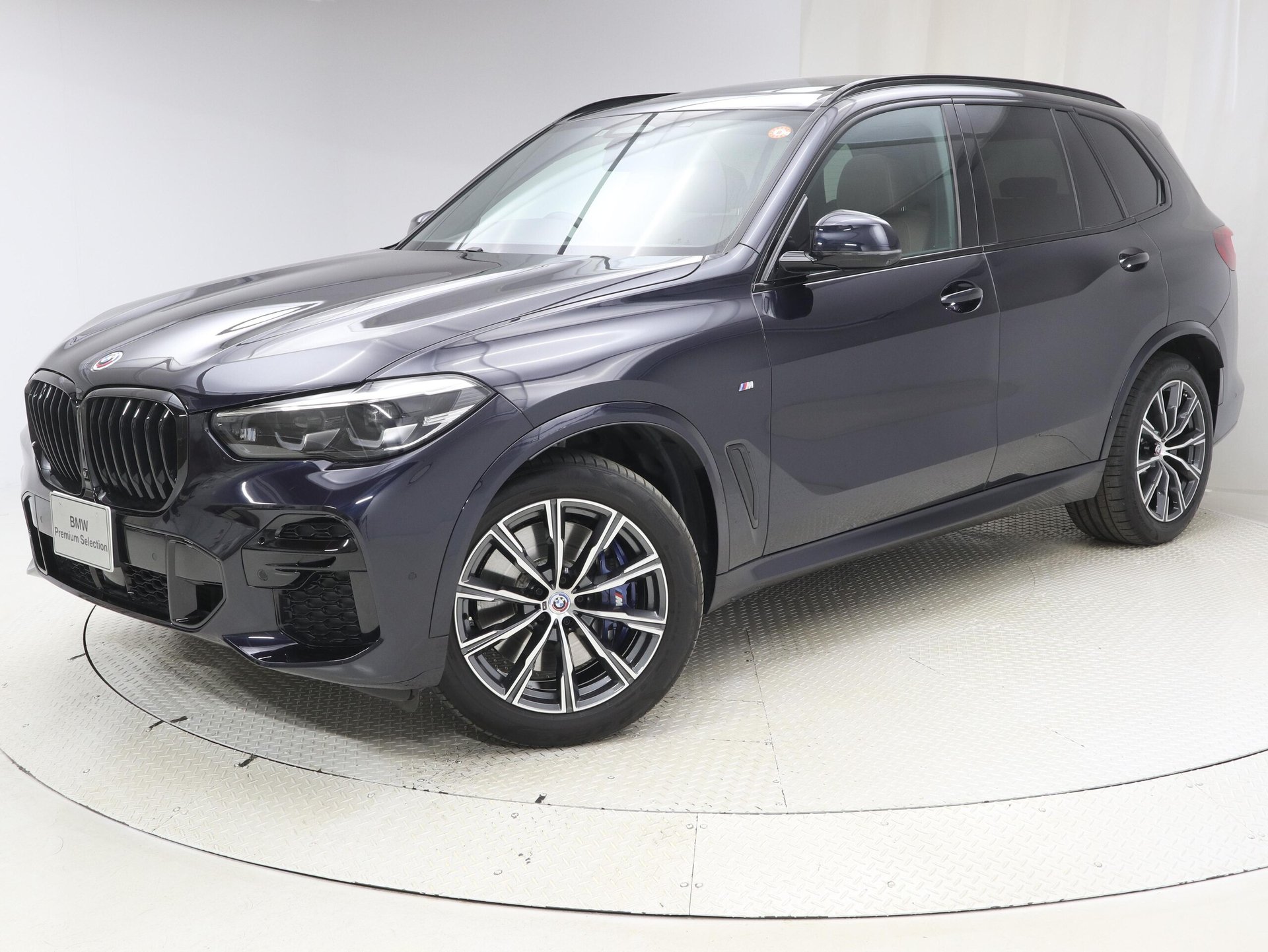 BMW X5 - View 1
