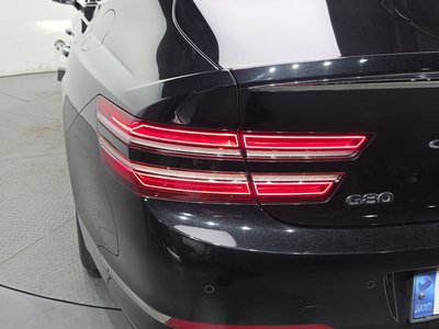 GENESIS G80 (RG3) - 10