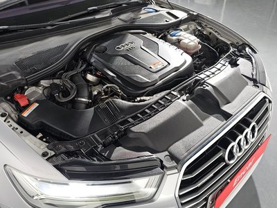 AUDI A6 - 7