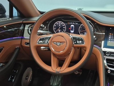 2021 Bentley FLYING SPUR — фото 8