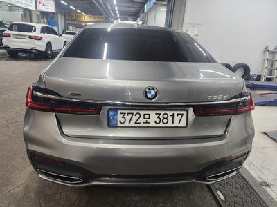 BMW 7 SERIES - 3
