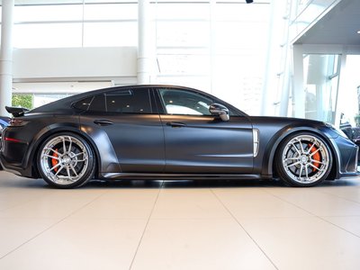 صورة 8 لـ 2017 Porsche PANAMERA