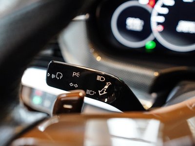 2017 Porsche PANAMERA — миниатюра 73
