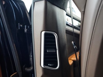2017 Porsche PANAMERA — миниатюра 29