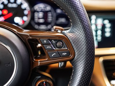 2017 Porsche PANAMERA — миниатюра 75