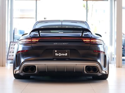 2017 Porsche PANAMERA — миниатюра 11