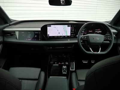 AUDI Q6 E-TRON - 10